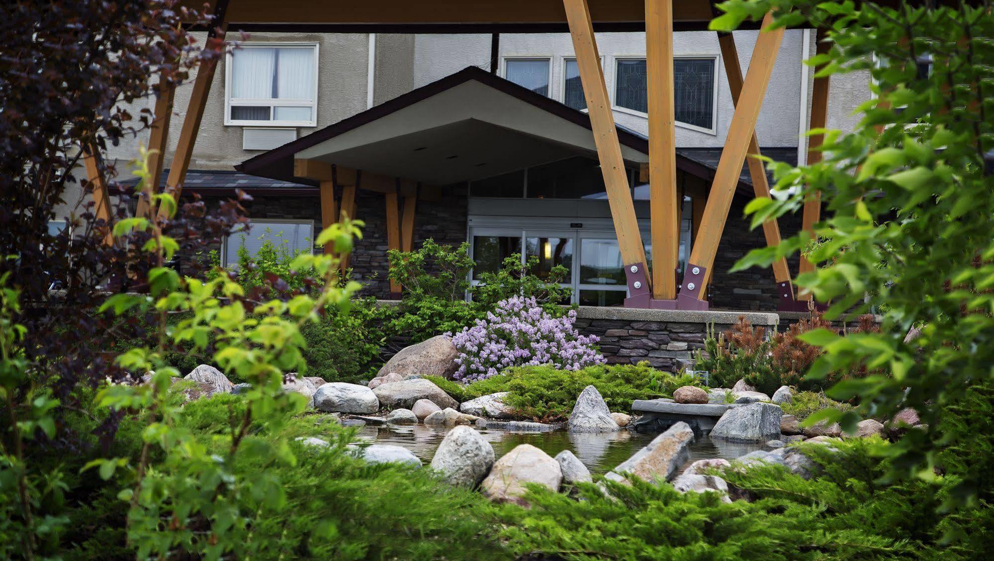 Gold Eagle Lodge North Battleford Exteriör bild